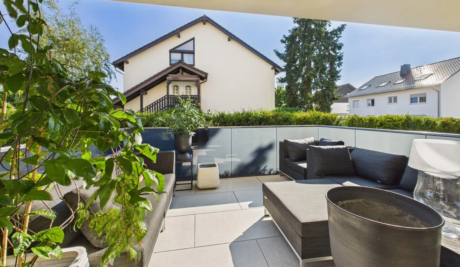 Balkon für sonnige Stunden