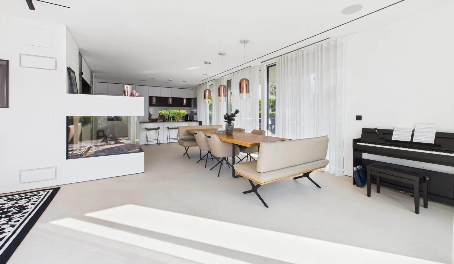 Moderner Indoor-Kamin