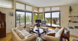 von_poll_real_estate_property_25006062_image_1