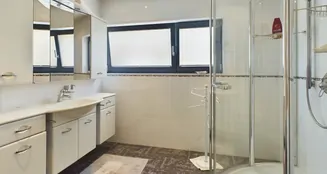 von_poll_real_estate_property_25006062_image_8