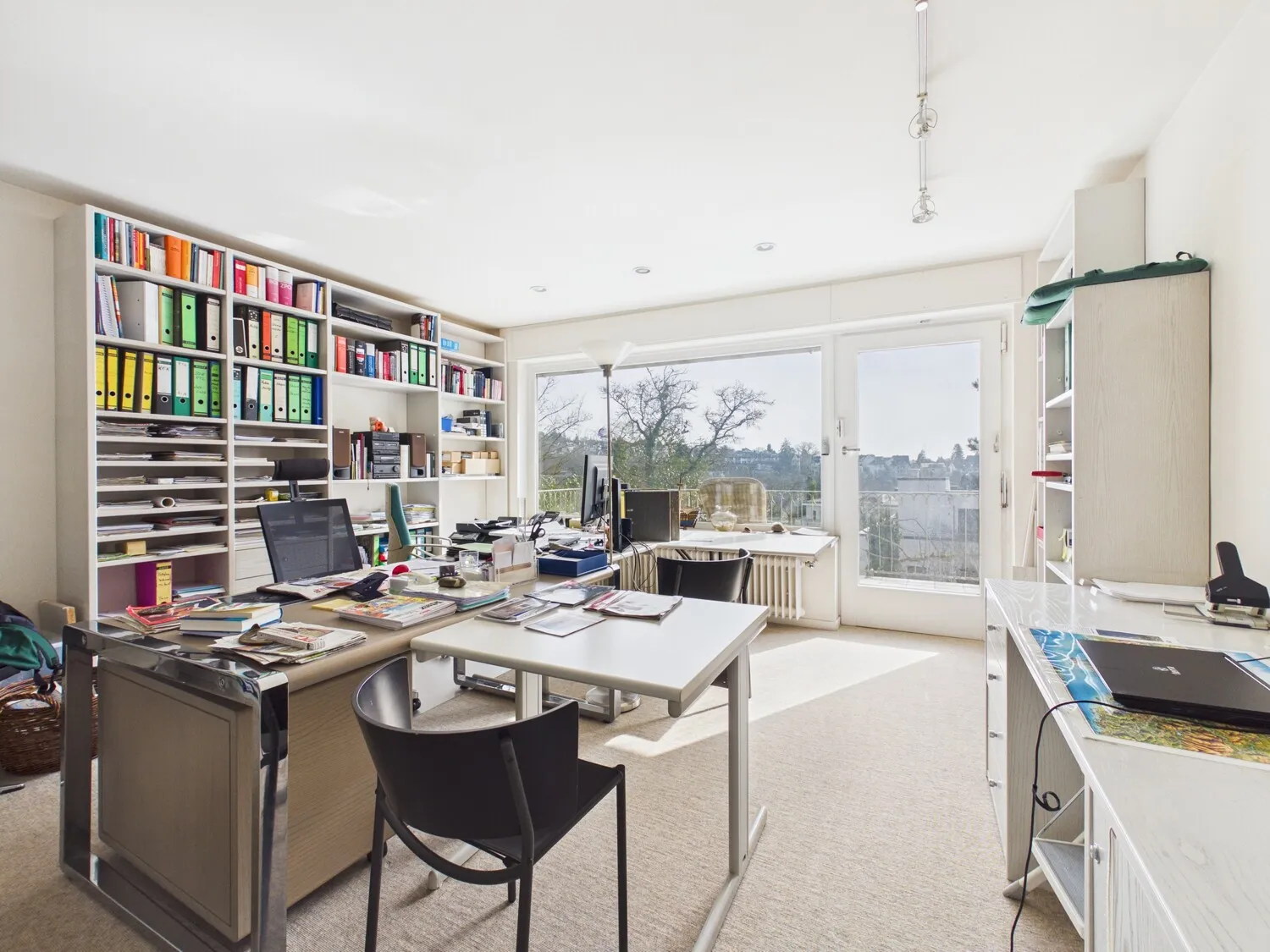 helles Büro