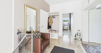 von_poll_real_estate_property_26006002_image_1