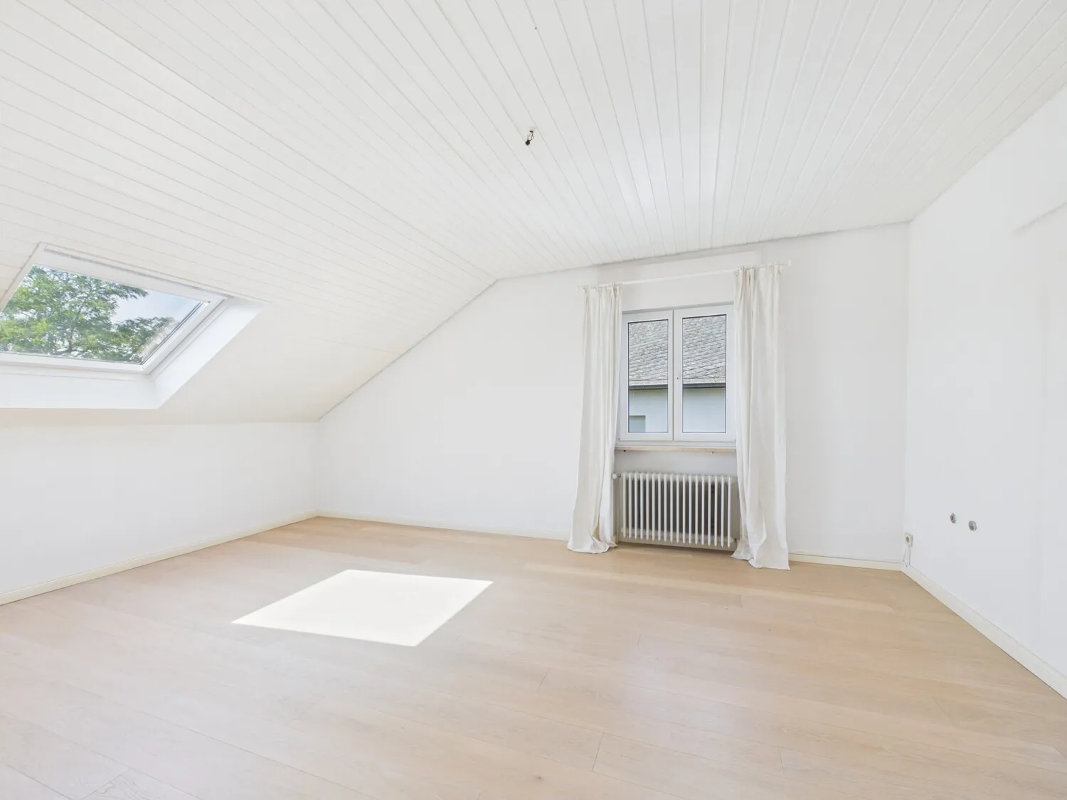 Helles Jugendzimmer