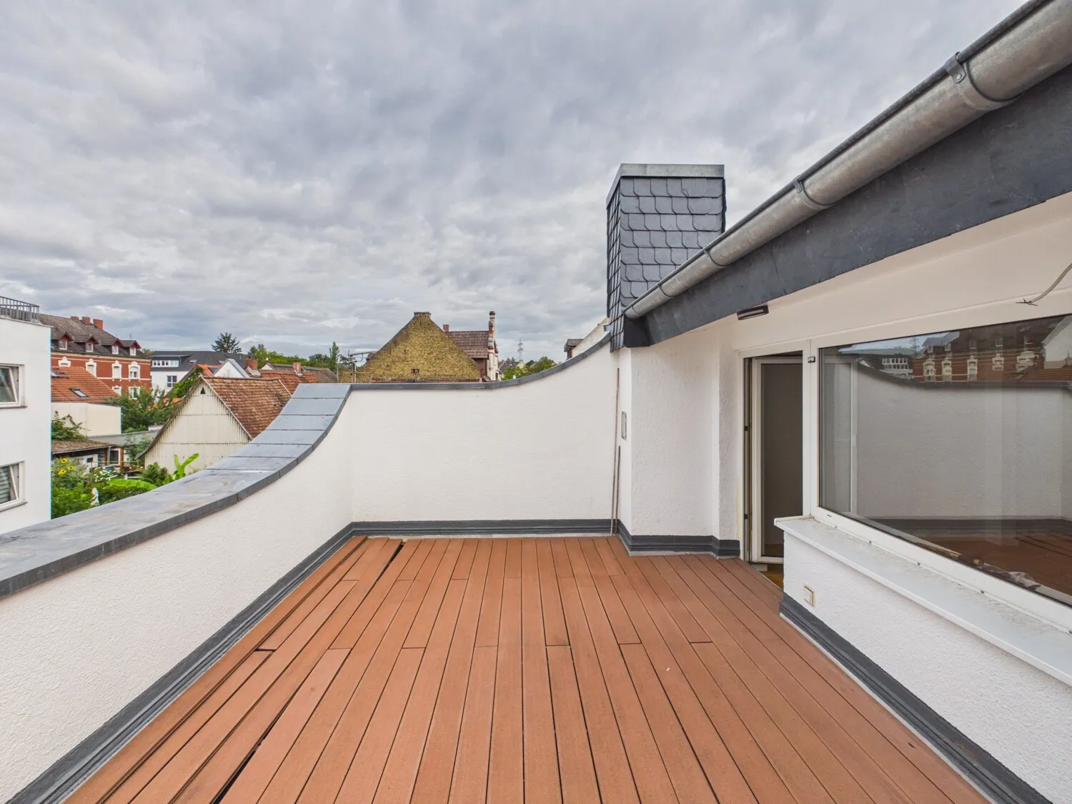 sonnige Dachterrasse
