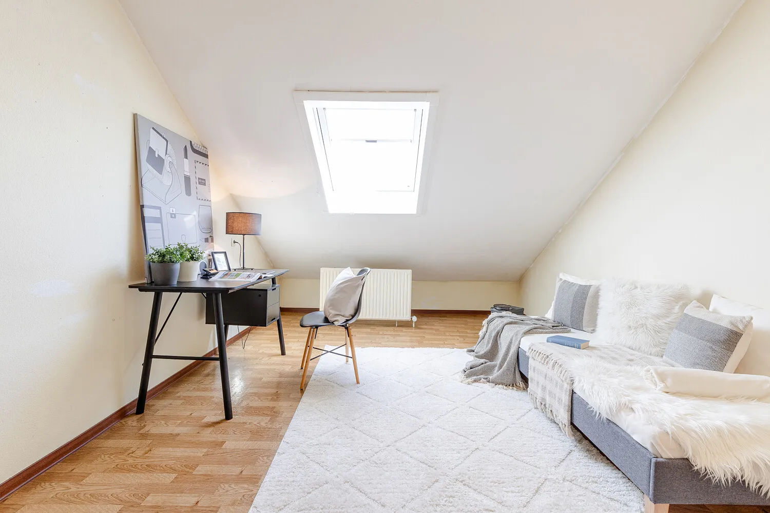 Schlafzimmer DG