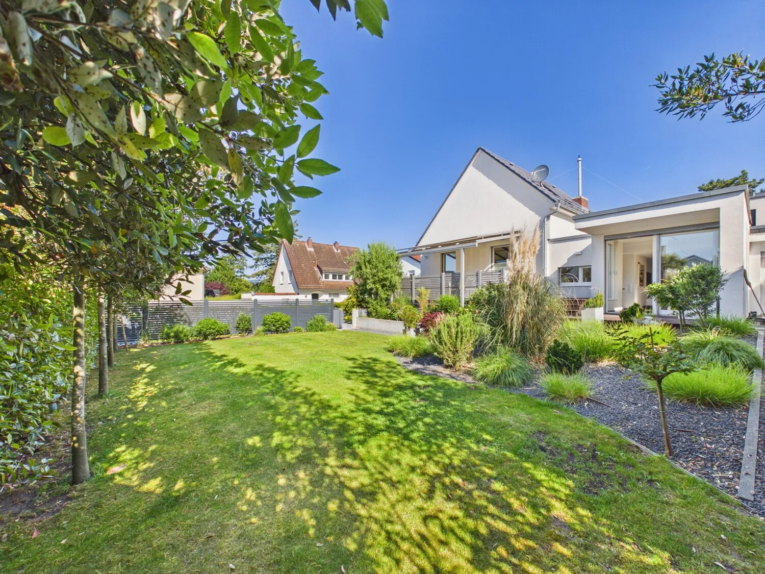 eingewachsener Garten