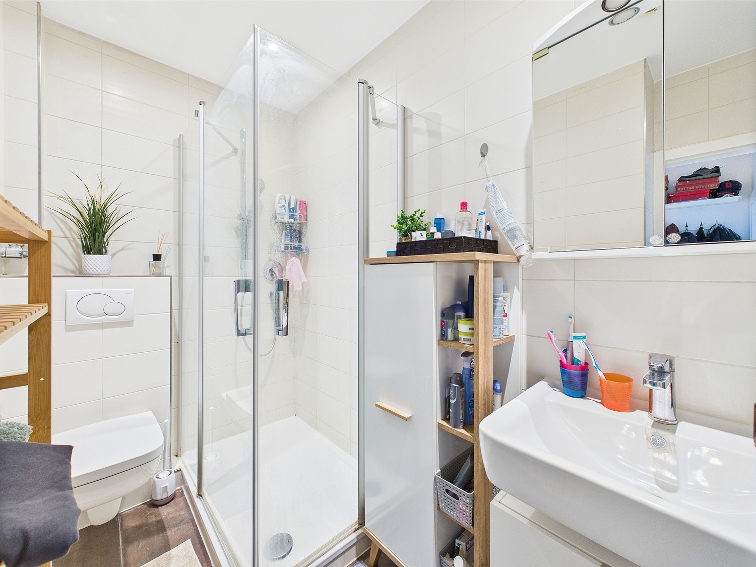 modernes Badezimmer