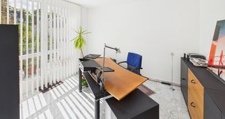 von_poll_real_estate_property_25006063_image_3