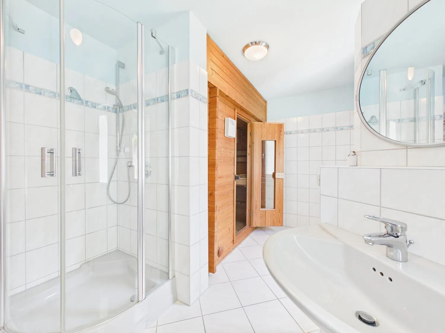.. mit eigener Sauna
