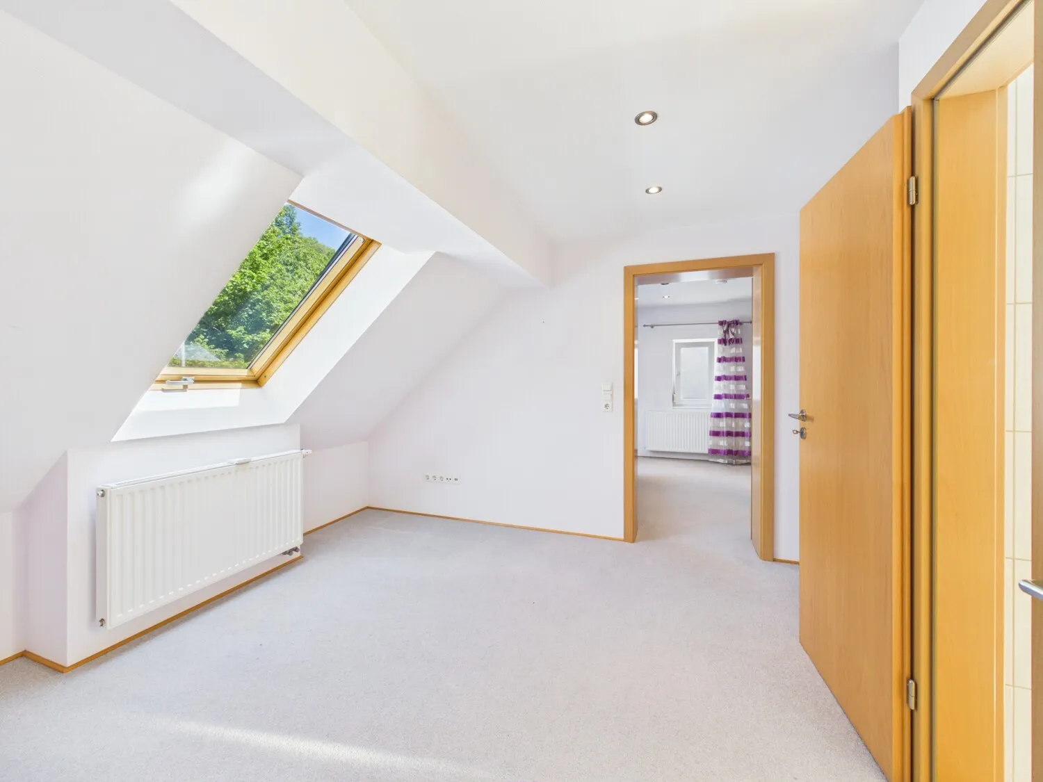 Gästezimmer mit WC & Ankleide
