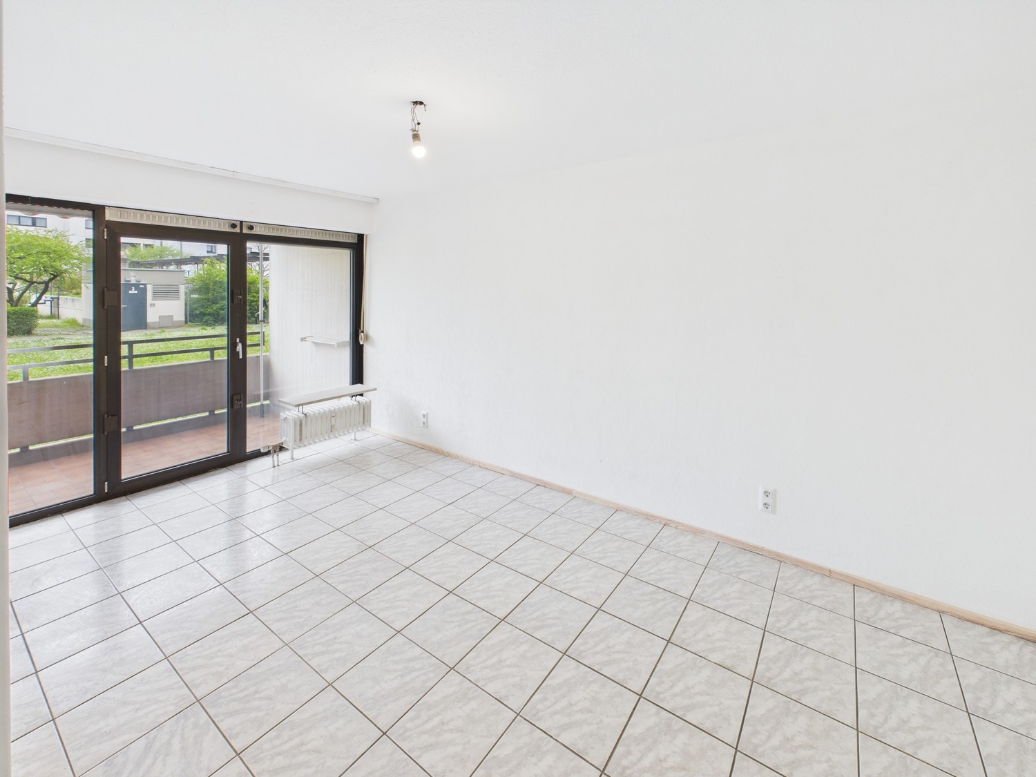 Zimmer I mit Zugang zum Balkon