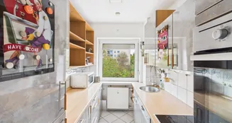 von_poll_real_estate_property_25006070_image_2