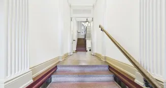 von_poll_real_estate_property_25006003ci_image_1