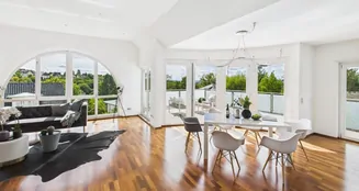 von_poll_real_estate_property_25006004_image_1