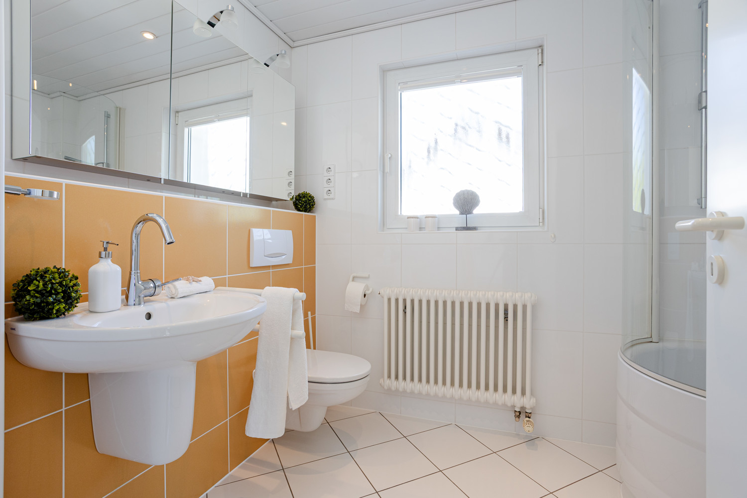 Badezimmer im OG