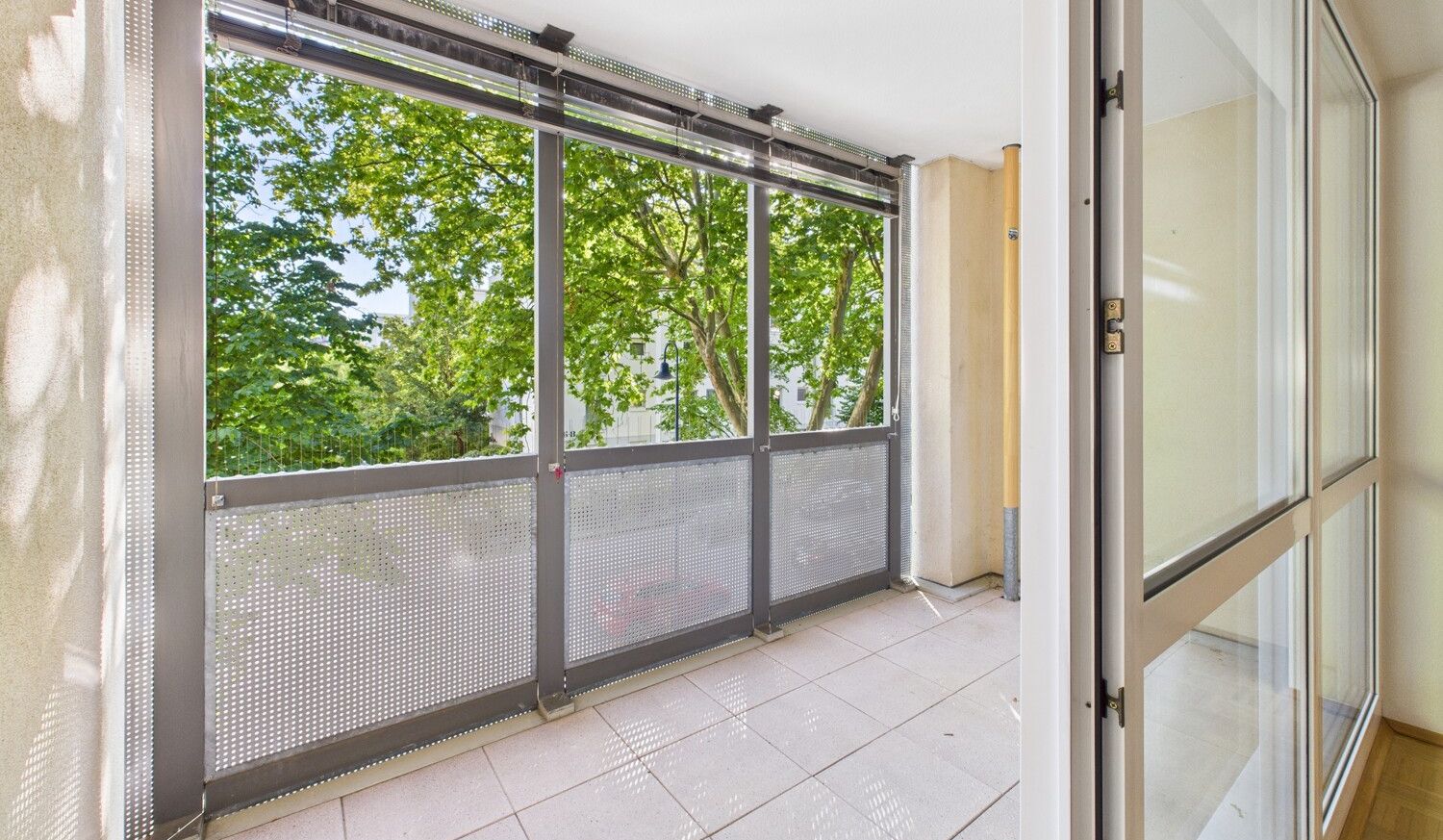 Loggia zum Wohnbereich