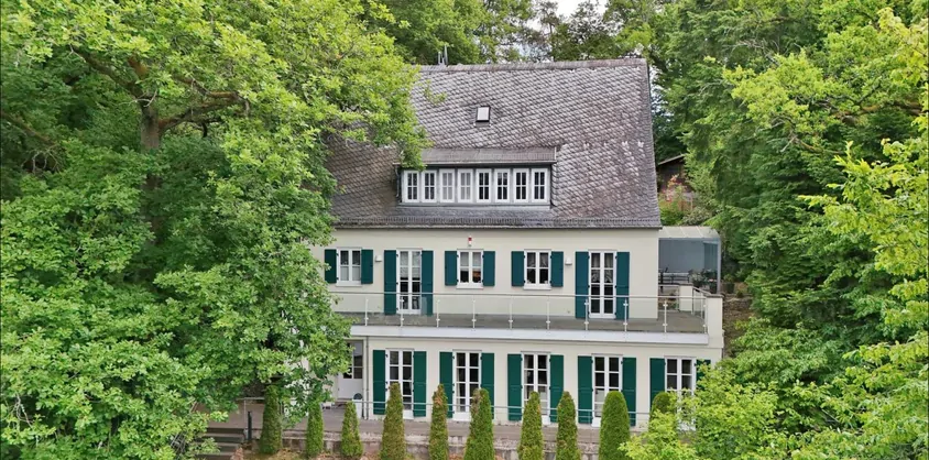 von Poll Immobilien GmbH