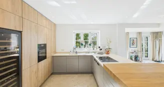 von_poll_real_estate_property_25006012_image_2