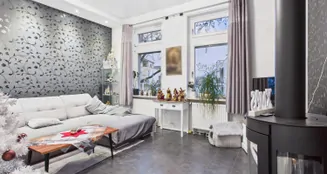 von_poll_real_estate_property_26006001_image_1