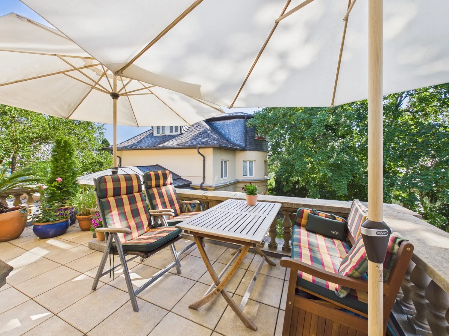 Großer Balkon