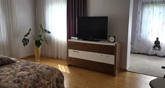 von_poll_real_estate_property_25037013_image_8