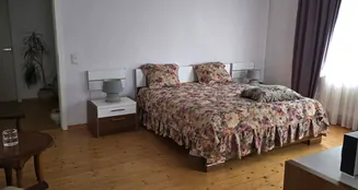 von_poll_real_estate_property_25037013_image_9