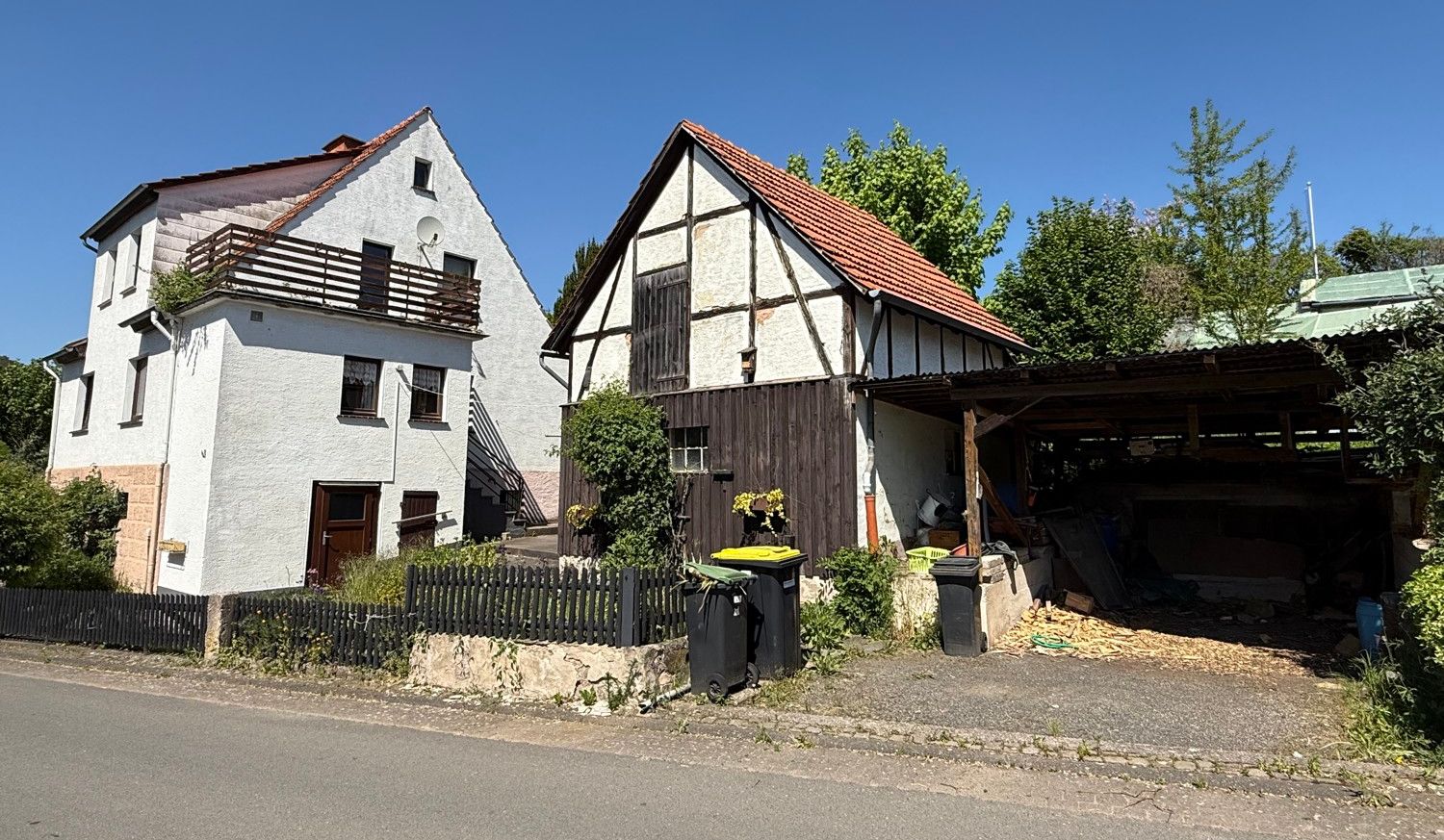Haus mit Carport