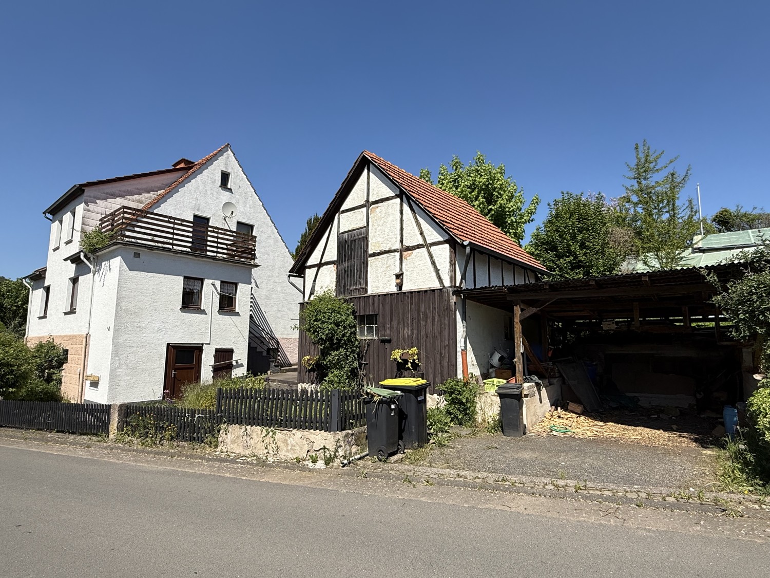 Haus mit Carport