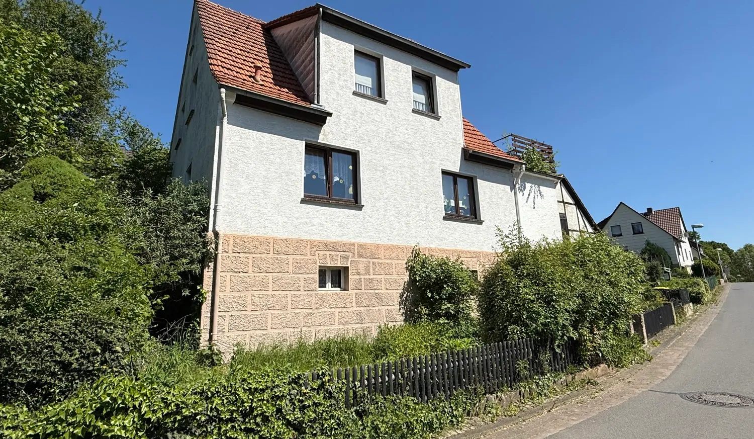 Charmantes Einfamilienhaus mit Potenzial in ruhiger Lage von Werleshausen