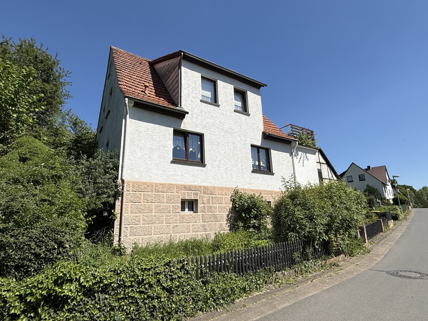 Charmantes Einfamilienhaus mit Potenzial in ruhiger Lage von Werleshausen