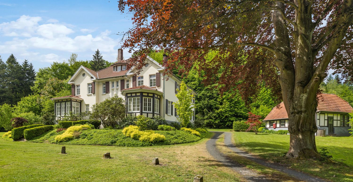 Zufahrt zur Villa