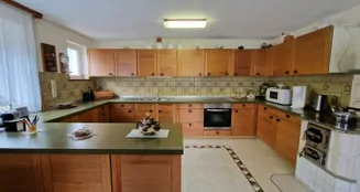 von_poll_real_estate_property_25037025_image_3