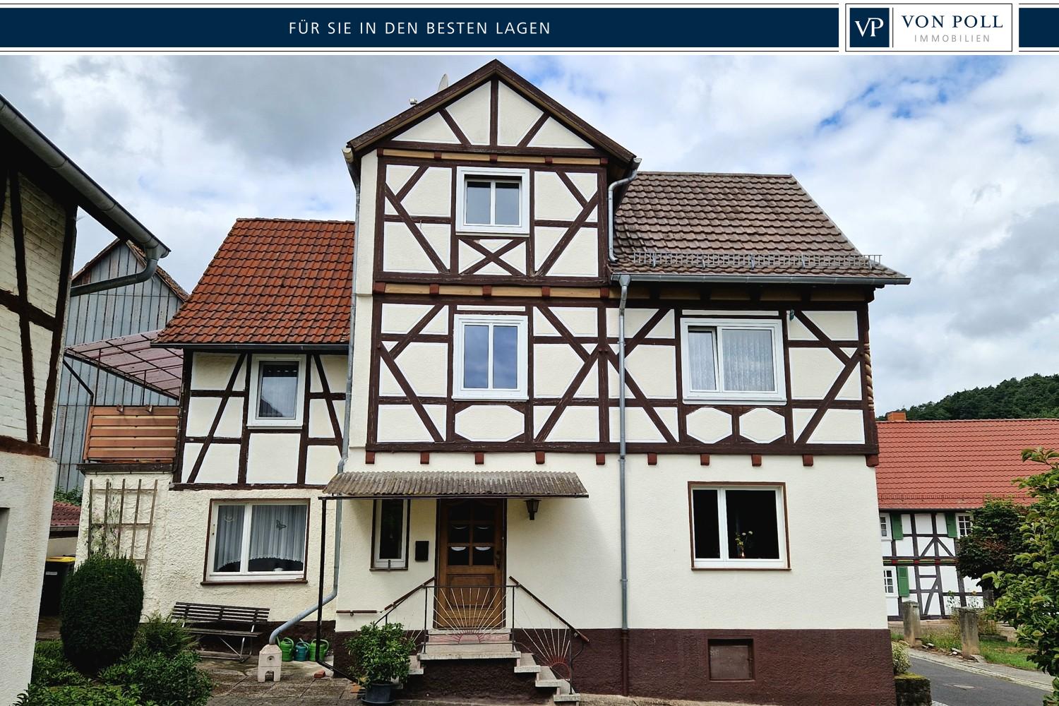 Gepflegtes Einfamilienhaus mit Obstgarten und Scheune