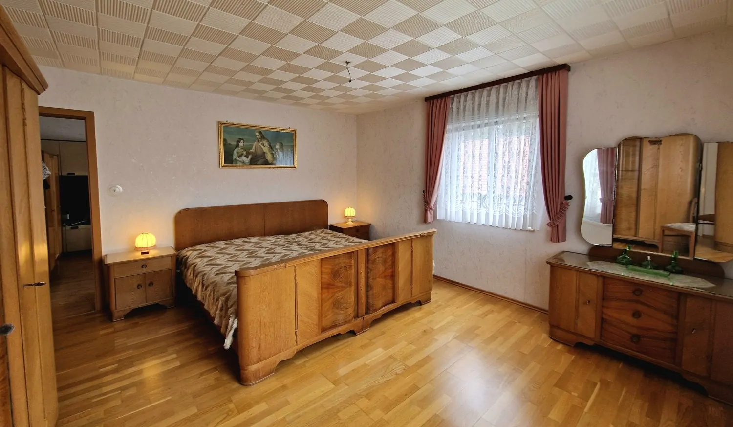 1. OG Schlafzimmer
