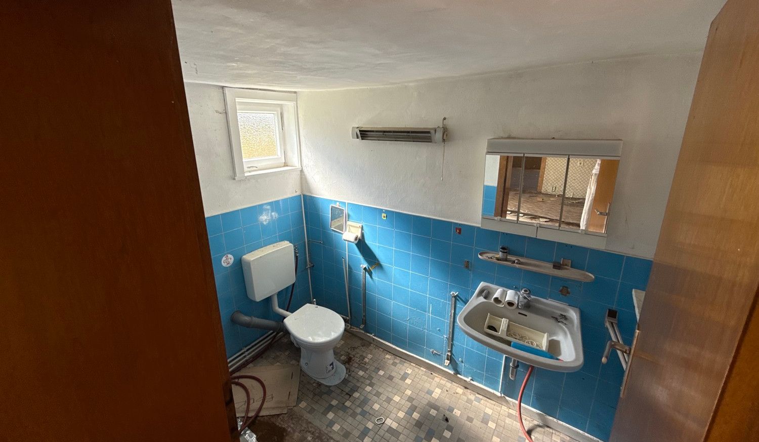 Badezimmer EG