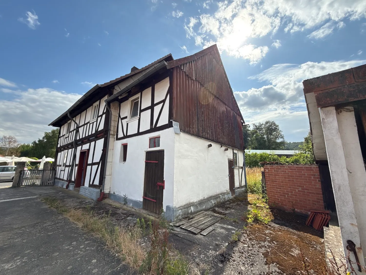 Einfamilienhaus mit Charakter und großem Grundstück