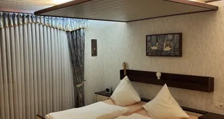 von_poll_real_estate_property_25037039_image_11