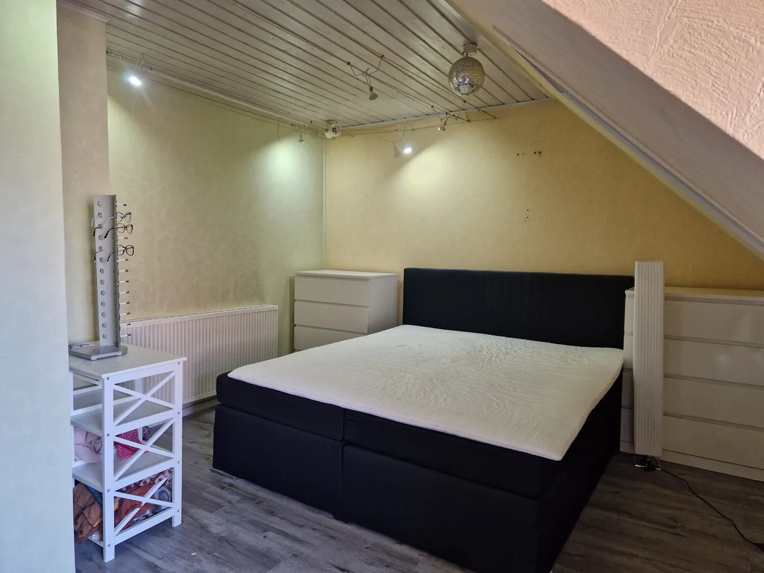 DG Schlafzimmer