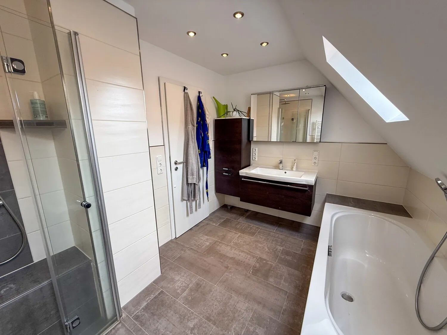 Badezimmer DG
