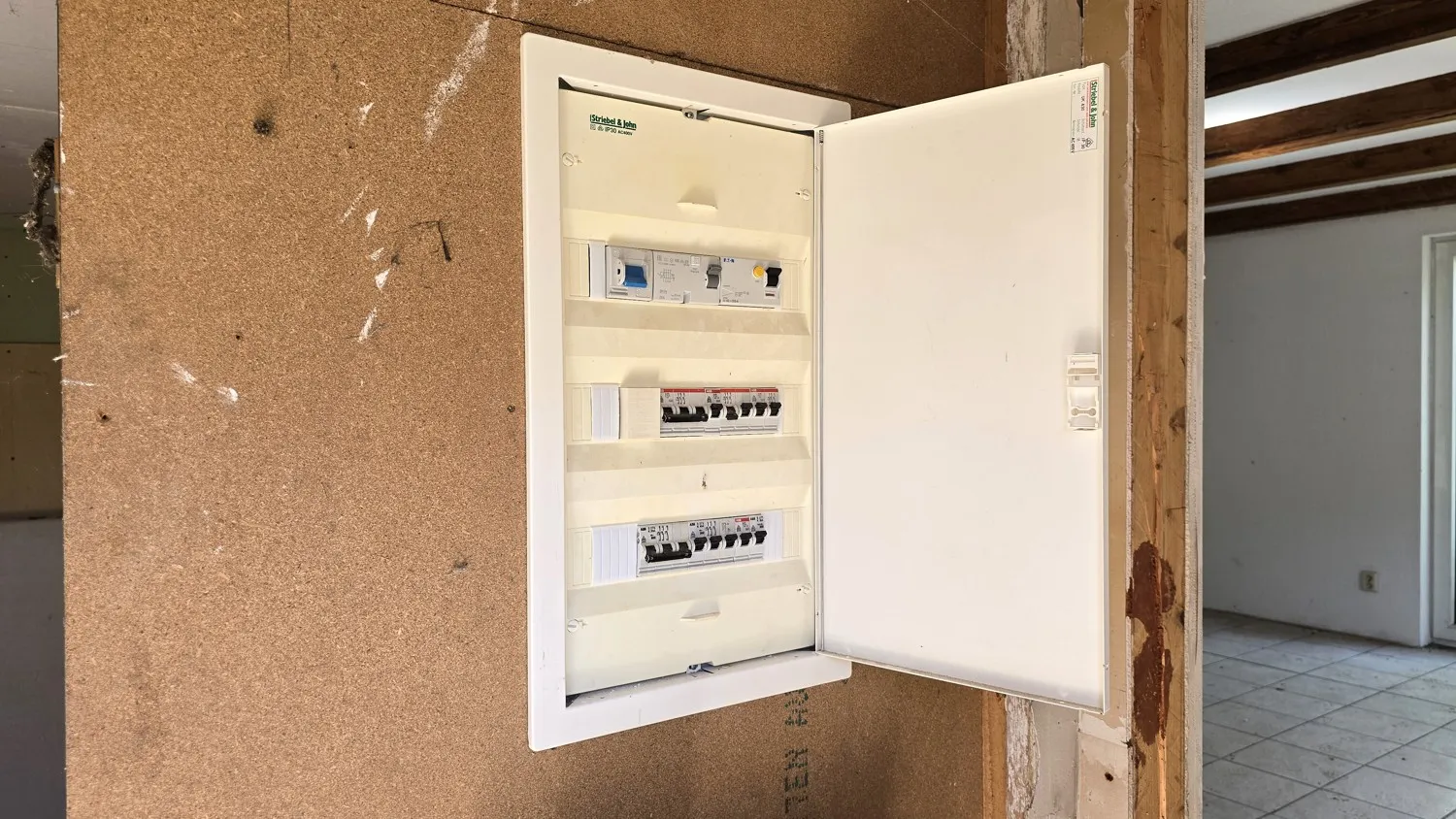 Zus. El. Schrank - Anbau