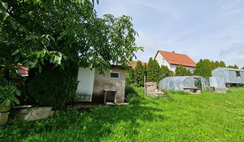 Garten mit Hühnerstall