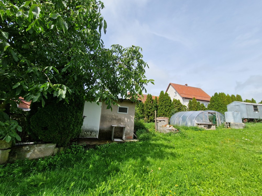 Garten mit Hühnerstall