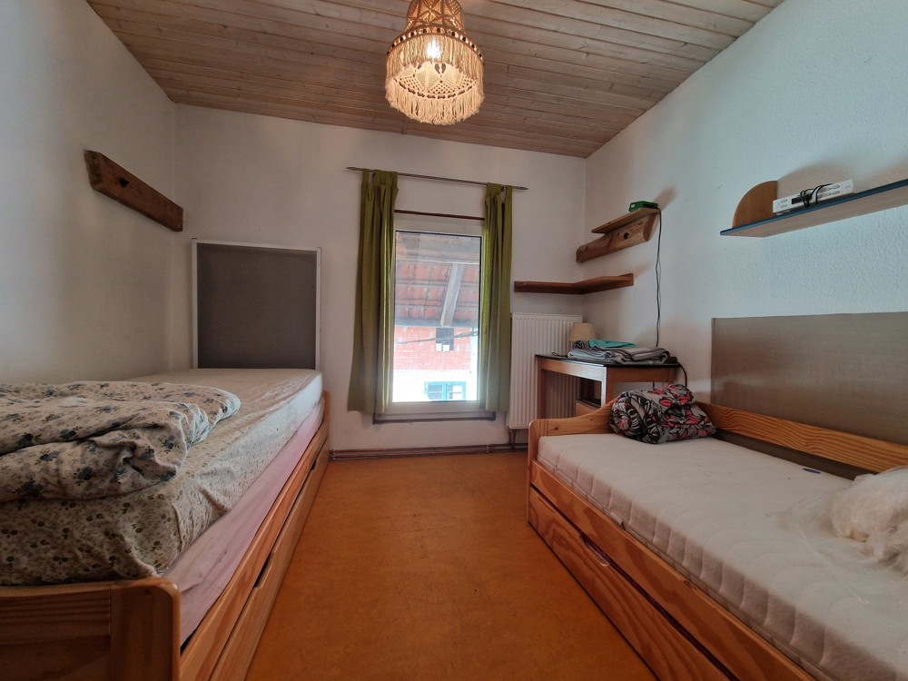 1. OG Schlafzimmer (5)