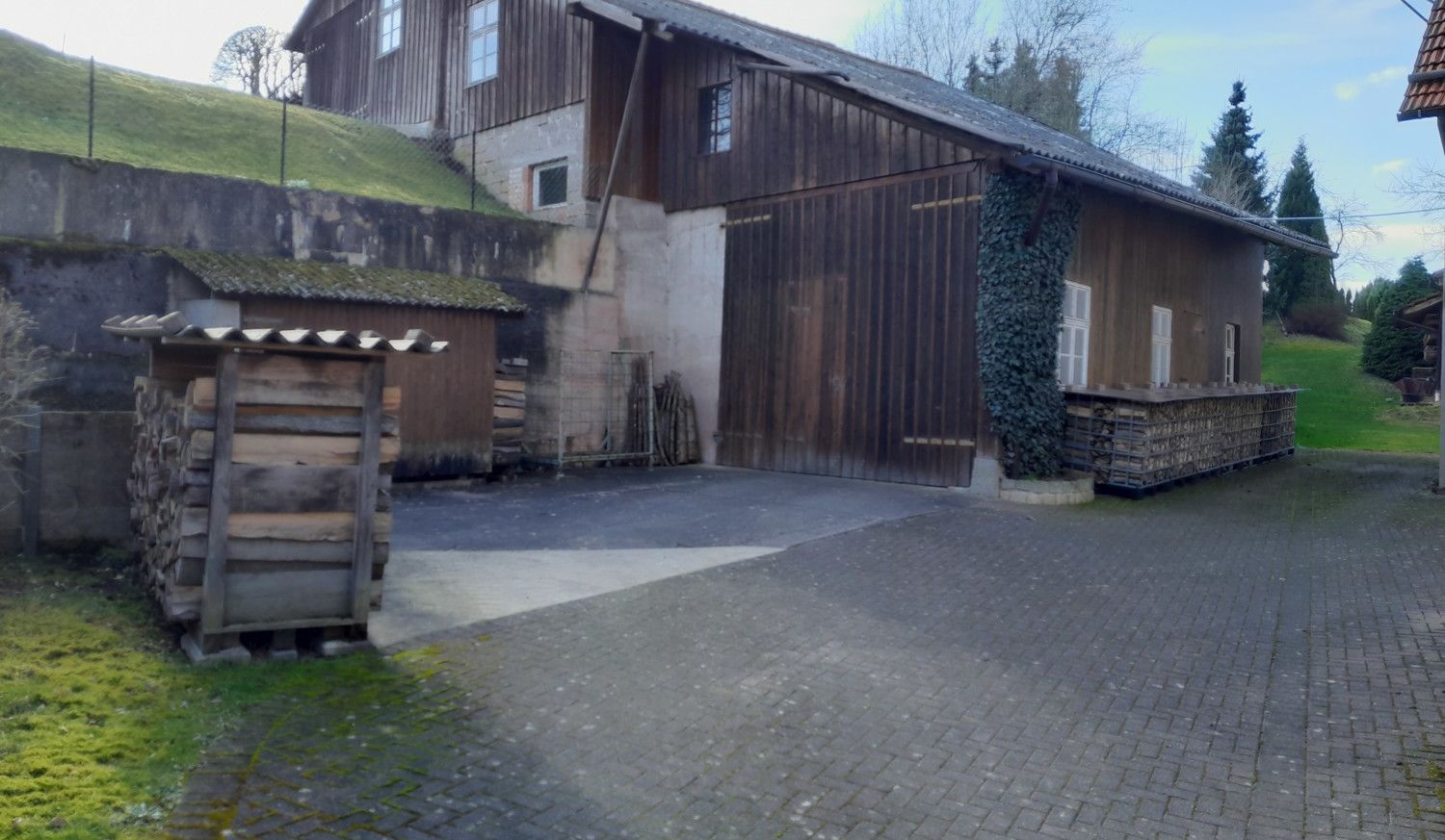 Scheune und Hof
