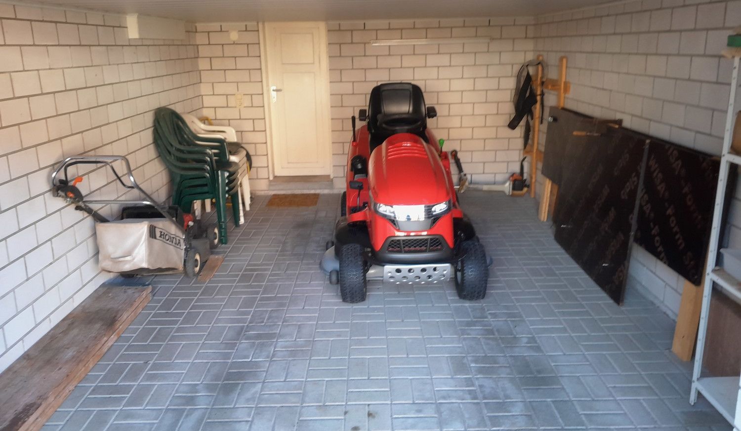 Hausgarage