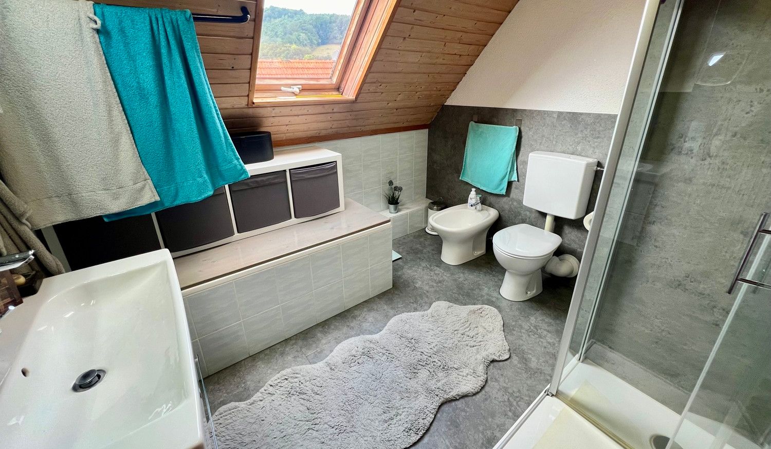 Badezimmer DG