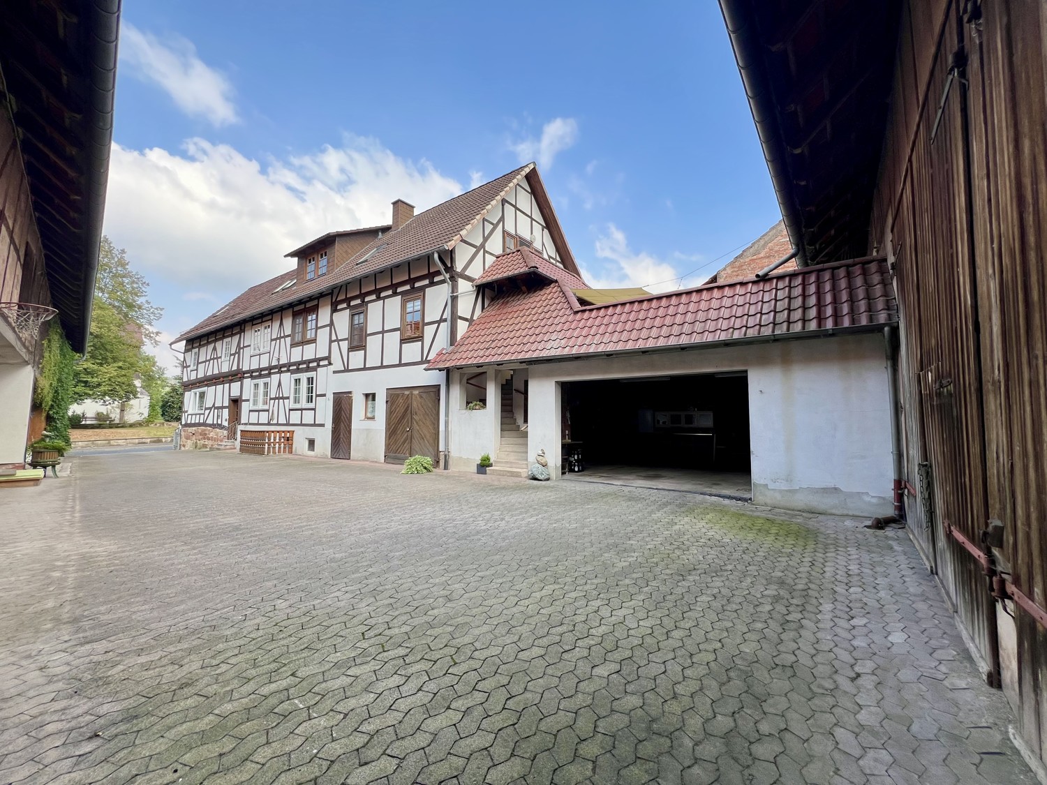 Weitläufiges Landhaus für Naturliebhaber mit Weitblick und Platz für Viehhaltung