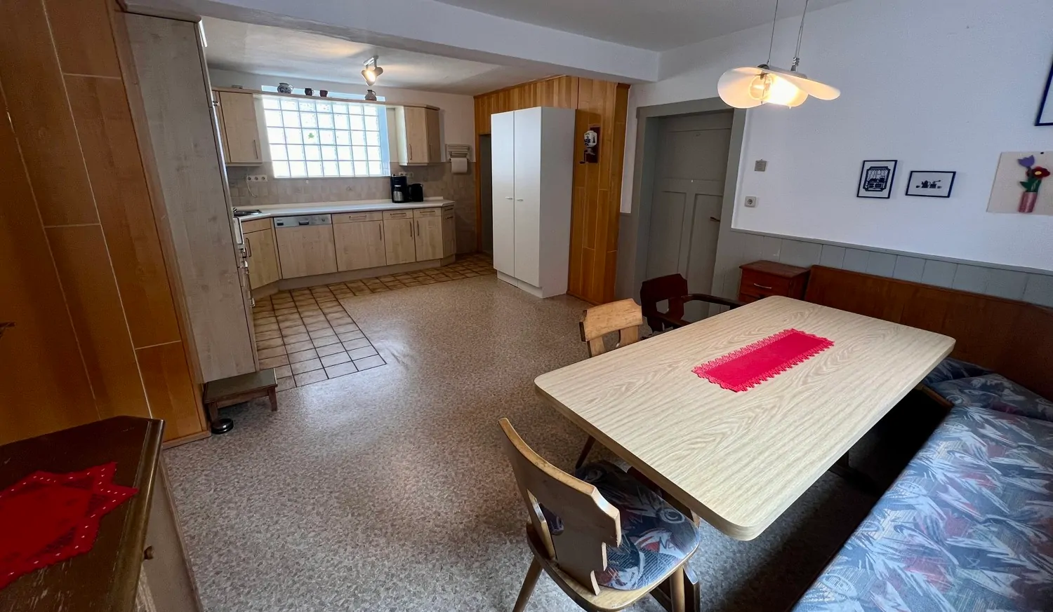 Küche vorderer Hausteil