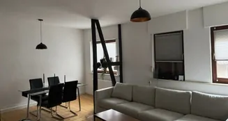 von_poll_real_estate_property_25037015_image_1