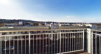 von_poll_real_estate_property_25007025_image_0